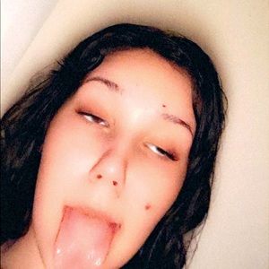 Meet your Posher, Ava